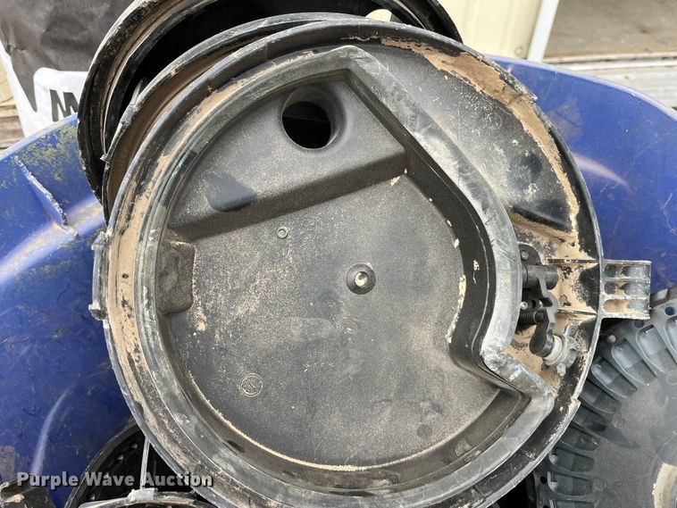 image for item LA9816 2009 John Deere 1790 planter