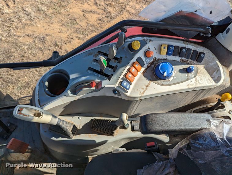 image for item LF9694 2019 McCormick X6.430  MFWD tractor