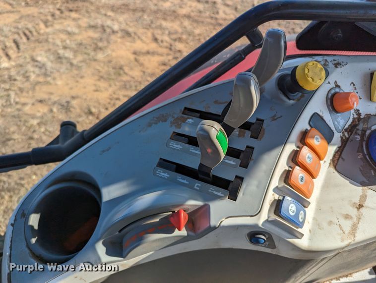 image for item LF9694 2019 McCormick X6.430  MFWD tractor