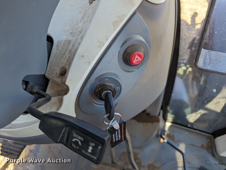 image for item LF9694 2019 McCormick X6.430  MFWD tractor