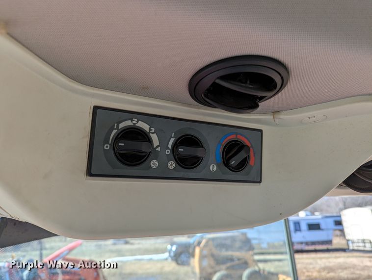 image for item LF9694 2019 McCormick X6.430  MFWD tractor