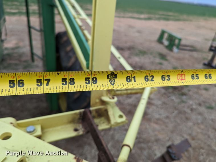 image for item LF9715 John Deere 600A  sprayer