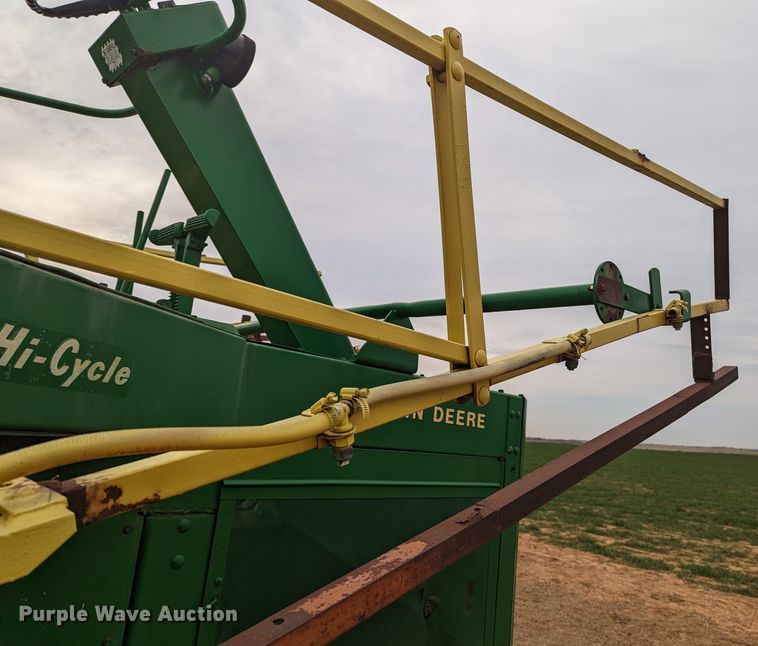 image for item LF9715 John Deere 600A  sprayer