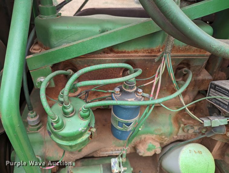 image for item LF9715 John Deere 600A  sprayer