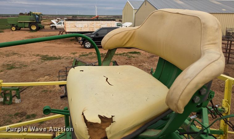 image for item LF9715 John Deere 600A  sprayer