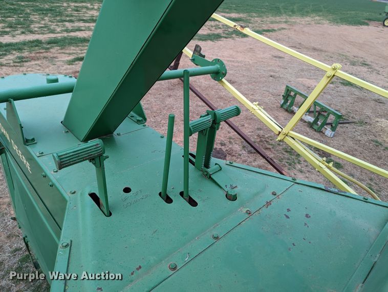 image for item LF9715 John Deere 600A  sprayer