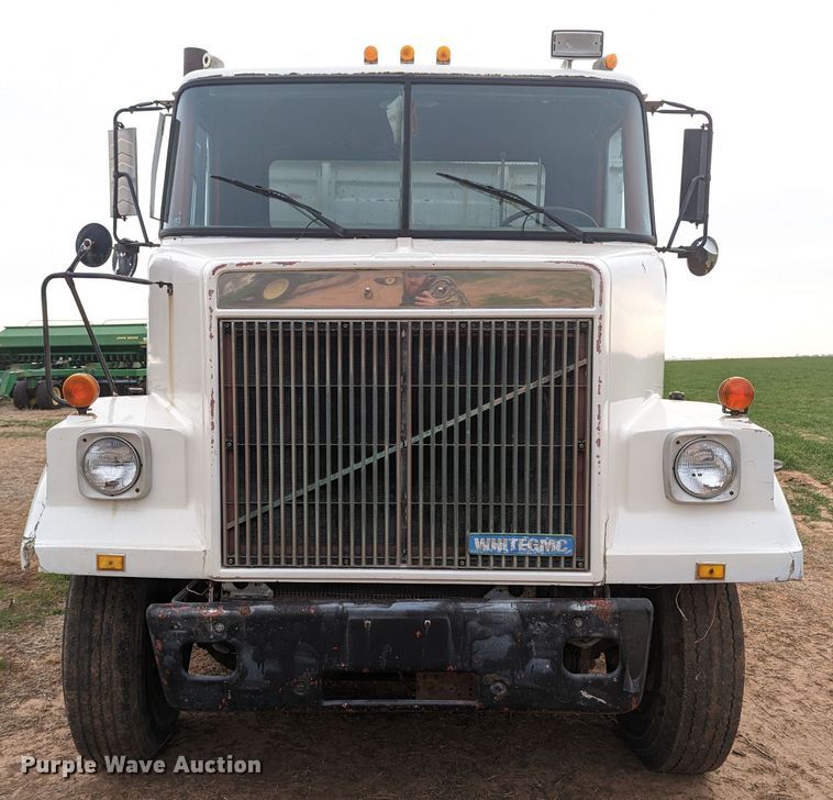 image for item LF9716 1989 White GMC WCS  grain truck