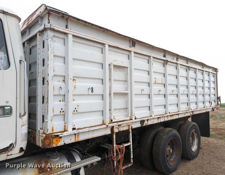 image for item LF9716 1989 White GMC WCS  grain truck