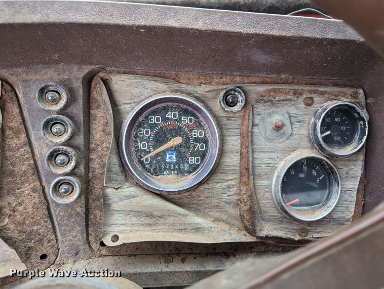 image for item LF9716 1989 White GMC WCS  grain truck