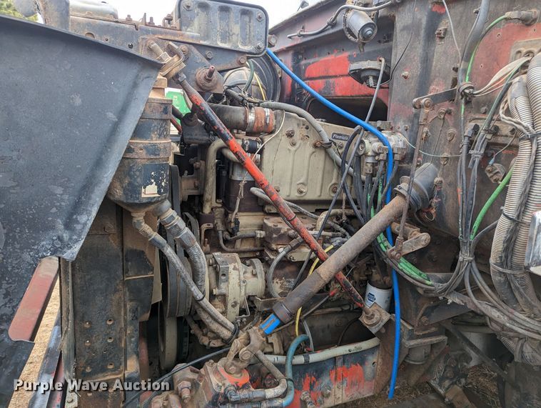 image for item LF9716 1989 White GMC WCS  grain truck