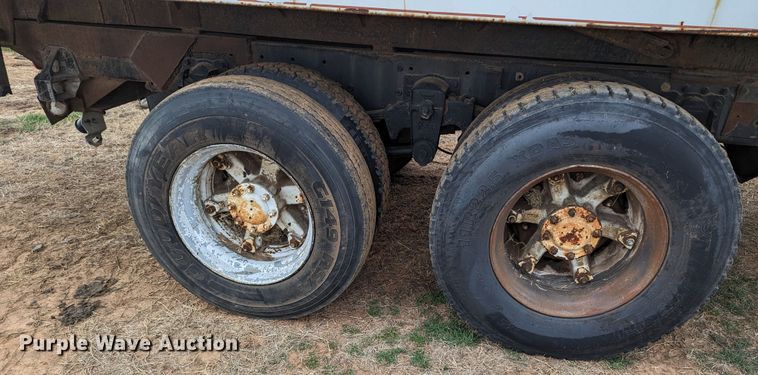 image for item LF9716 1989 White GMC WCS  grain truck