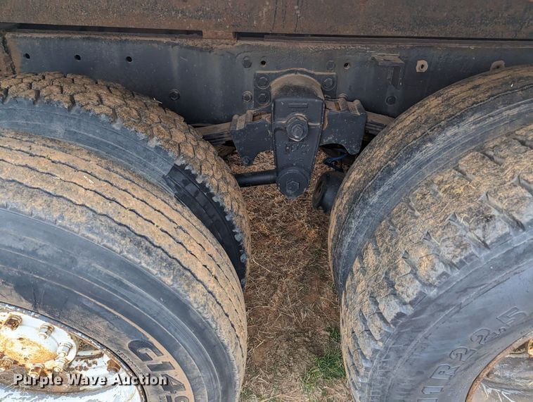 image for item LF9716 1989 White GMC WCS  grain truck