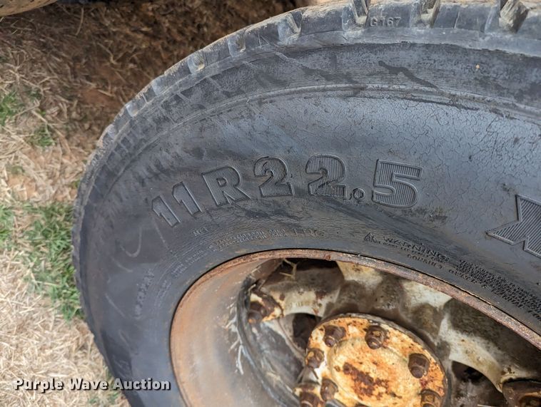 image for item LF9716 1989 White GMC WCS  grain truck