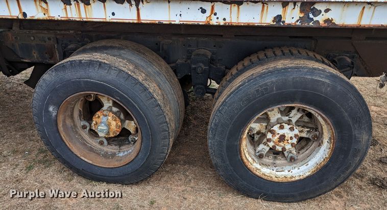 image for item LF9716 1989 White GMC WCS  grain truck