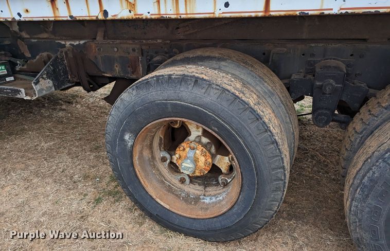 image for item LF9716 1989 White GMC WCS  grain truck