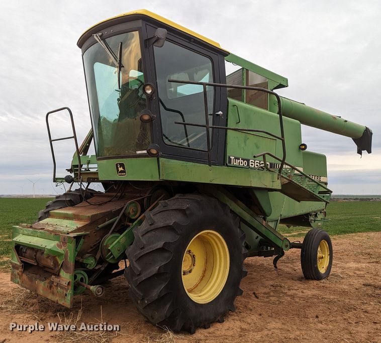 image for item LF9718 John Deere 6620 Turbo  combine