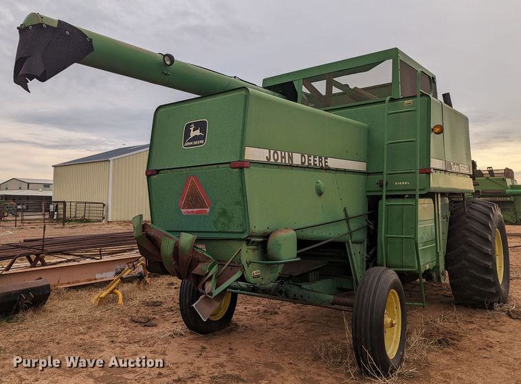 image for item LF9718 John Deere 6620 Turbo  combine