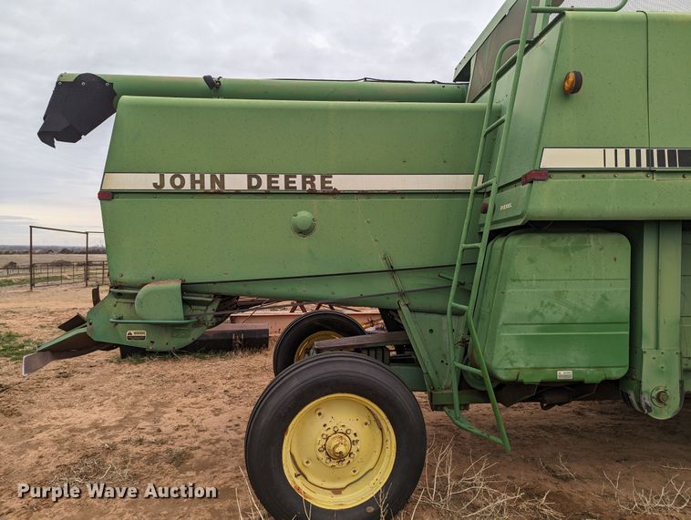 image for item LF9718 John Deere 6620 Turbo  combine