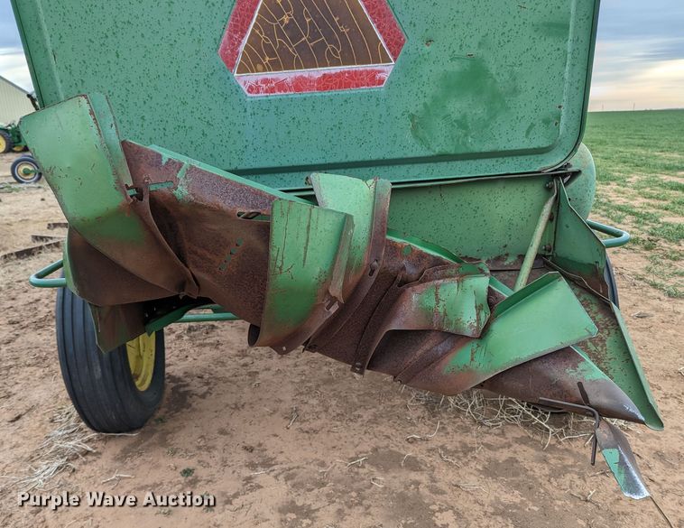 image for item LF9718 John Deere 6620 Turbo  combine