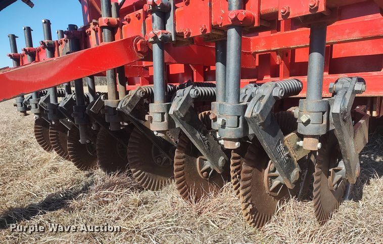 image for item LG9587 Bermuda King 8/96/N C-TILL  no-till planter