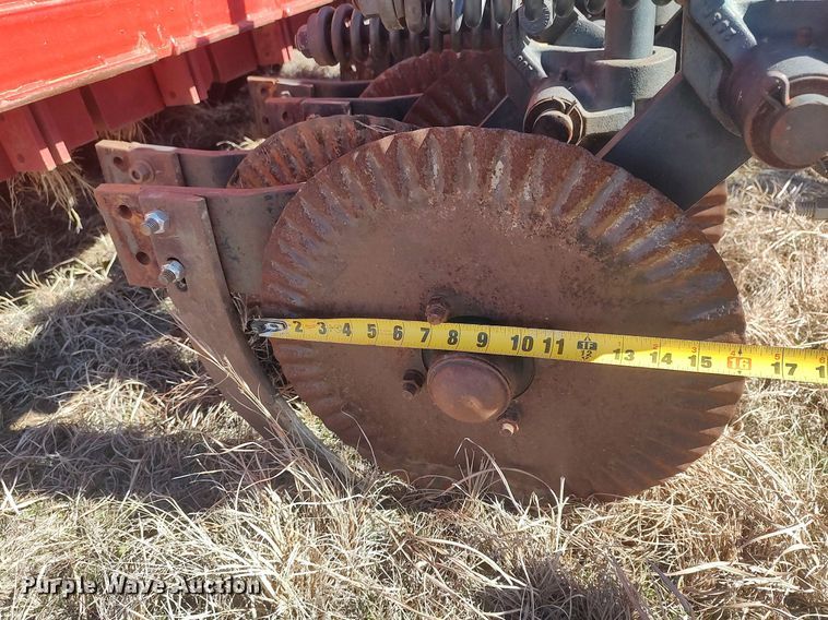 image for item LG9587 Bermuda King 8/96/N C-TILL  no-till planter