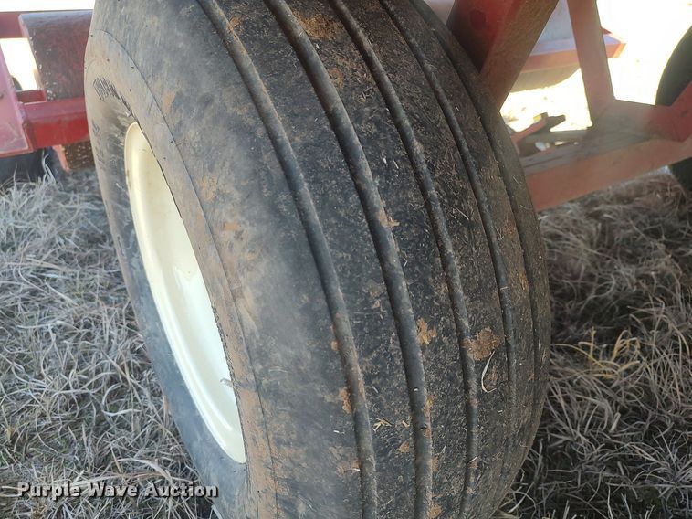 image for item LG9587 Bermuda King 8/96/N C-TILL  no-till planter