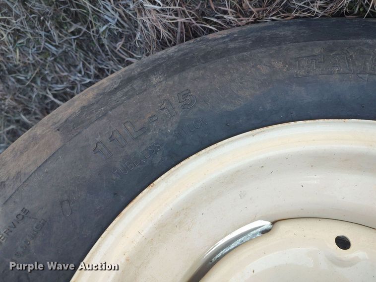 image for item LG9587 Bermuda King 8/96/N C-TILL  no-till planter