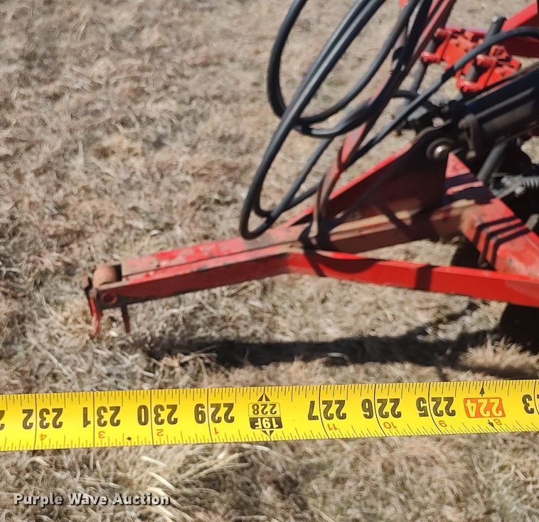 image for item LG9587 Bermuda King 8/96/N C-TILL  no-till planter