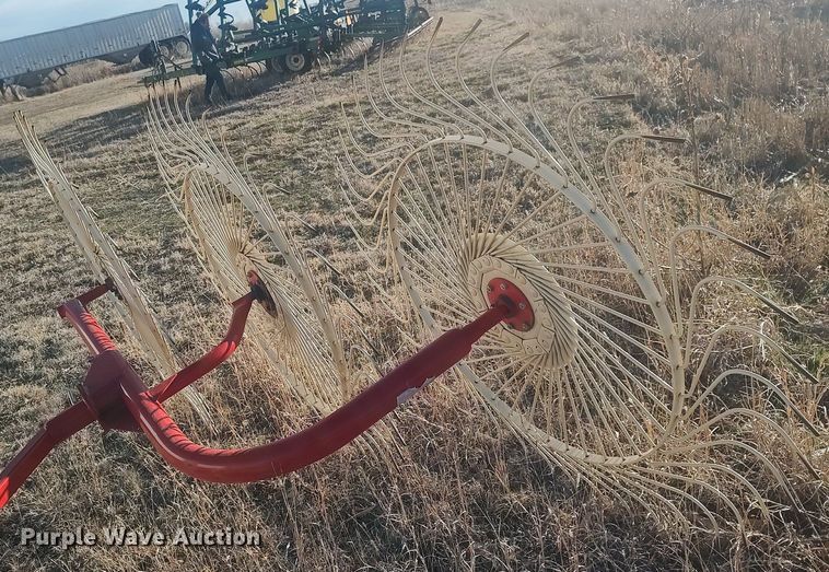 image for item LG9598 2015 Enrossi RP3 C  hay rake