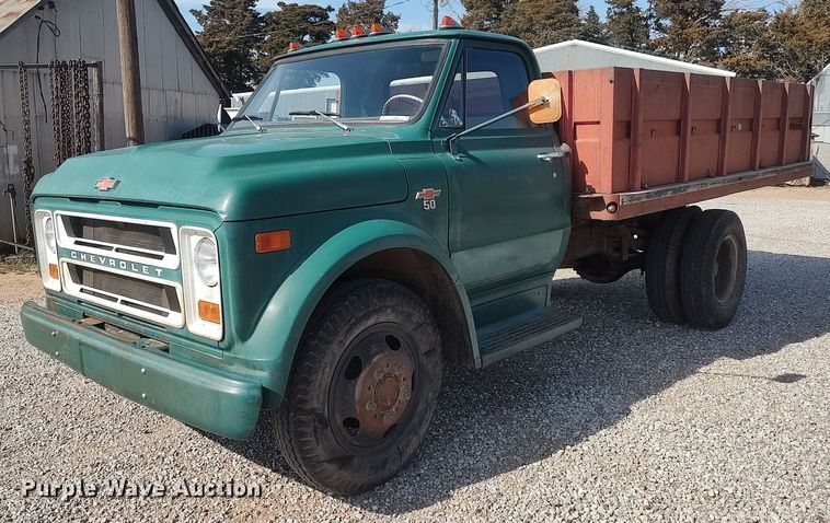 image for item LG9624 1968 Chevrolet  grain truck