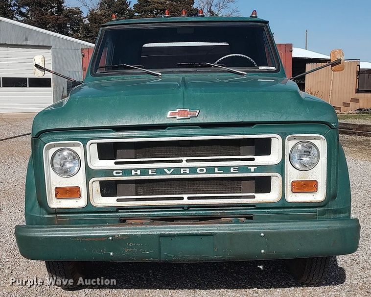 image for item LG9624 1968 Chevrolet  grain truck