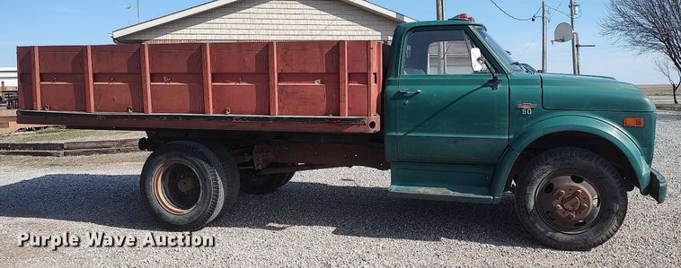image for item LG9624 1968 Chevrolet  grain truck
