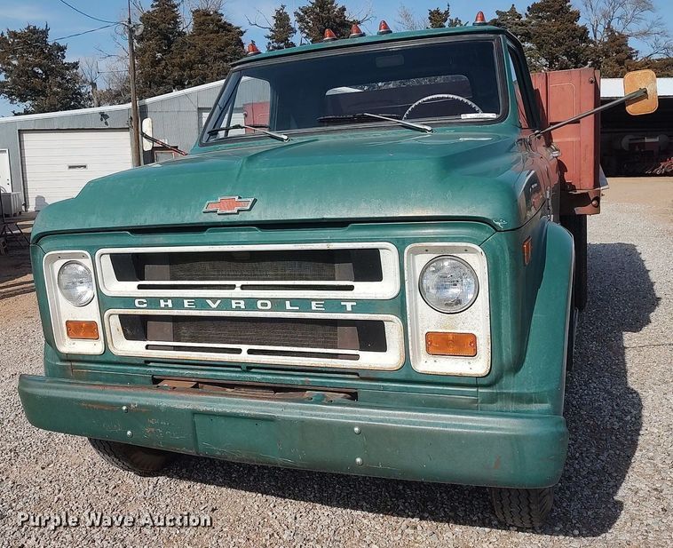 image for item LG9624 1968 Chevrolet  grain truck