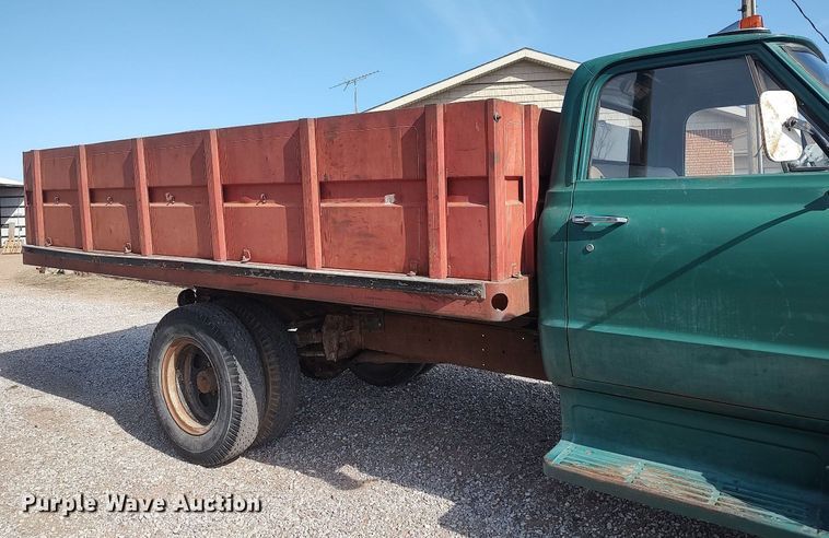 image for item LG9624 1968 Chevrolet  grain truck