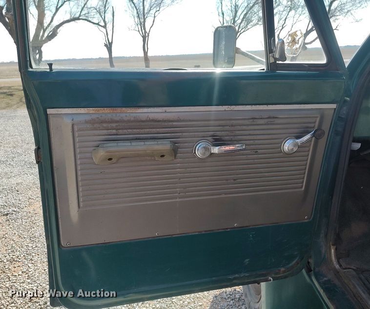 image for item LG9624 1968 Chevrolet  grain truck