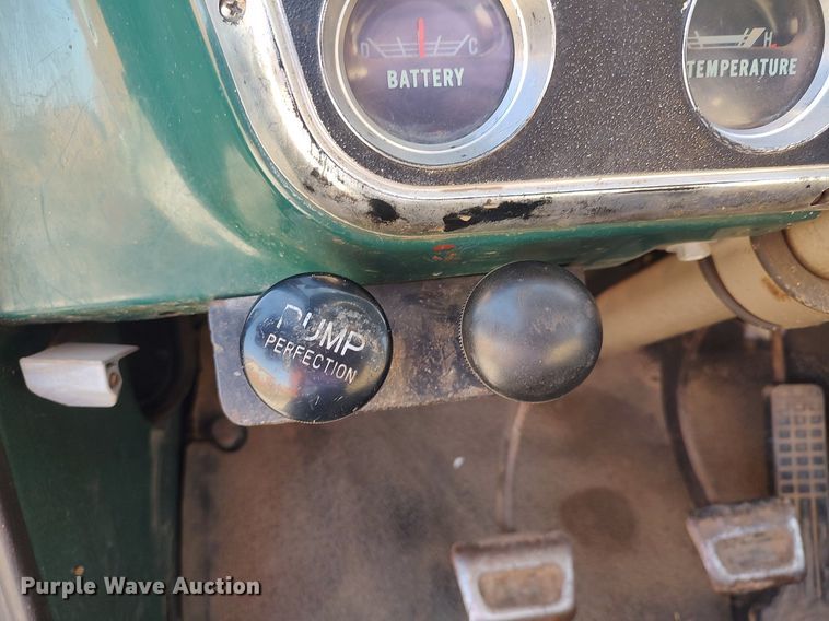 image for item LG9624 1968 Chevrolet  grain truck