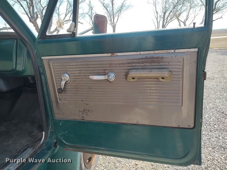 image for item LG9624 1968 Chevrolet  grain truck