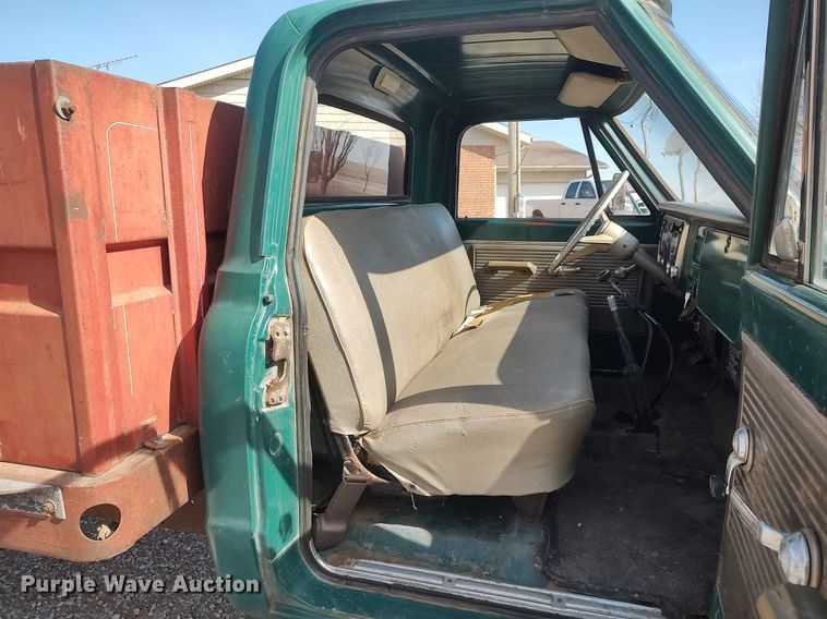 image for item LG9624 1968 Chevrolet  grain truck