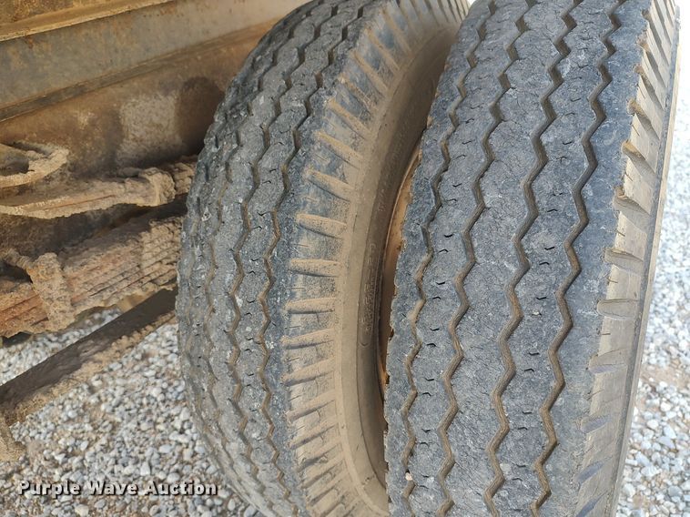 image for item LG9624 1968 Chevrolet  grain truck