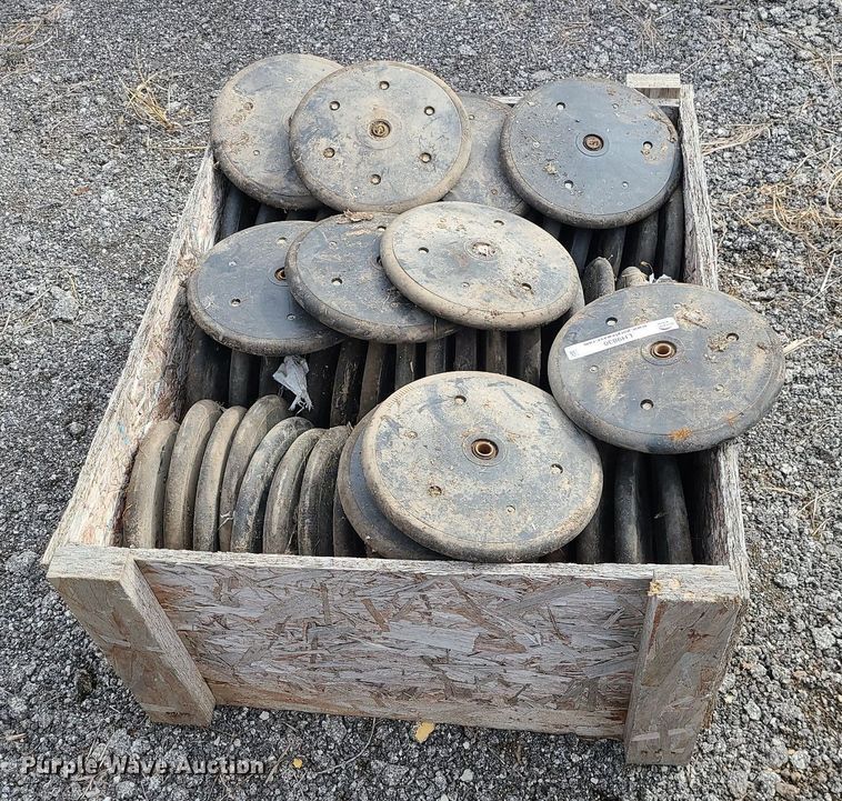 image for item LH9830 (60) Kinze closing wheels