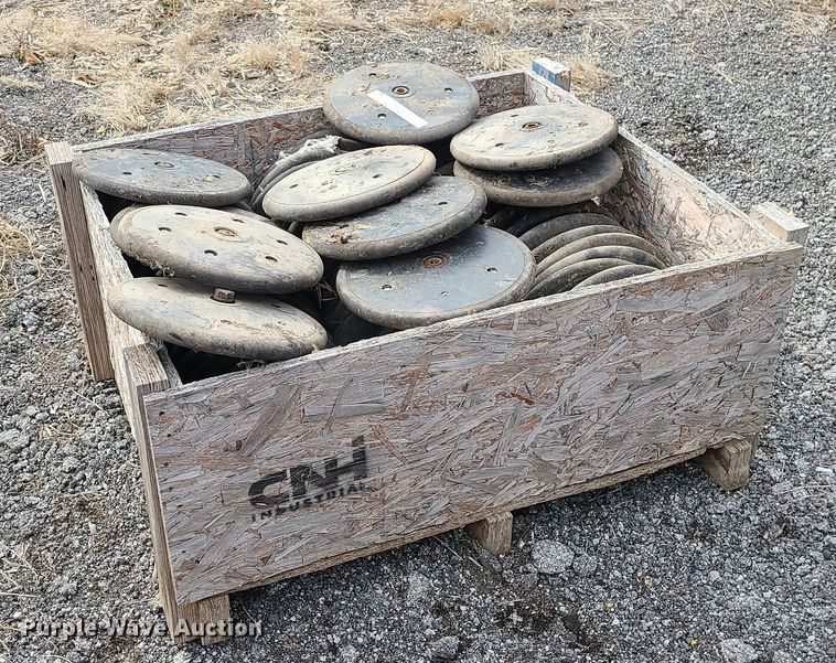 image for item LH9830 (60) Kinze closing wheels