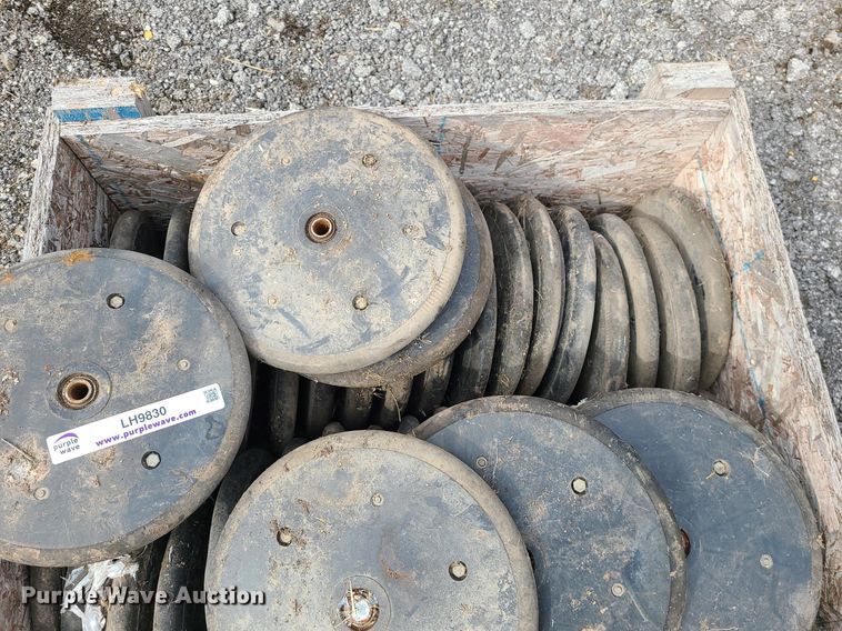 image for item LH9830 (60) Kinze closing wheels