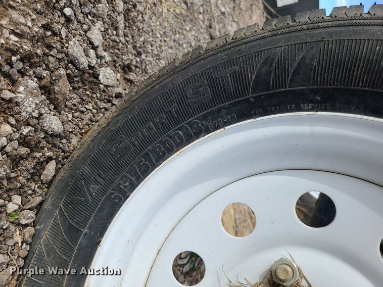 image for item LH9831 Harvest International T1032  auger