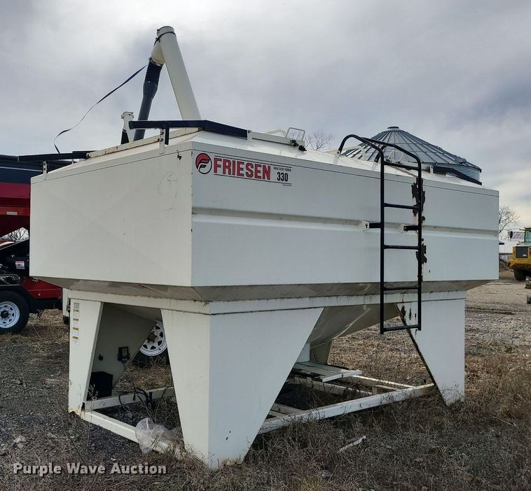 image for item LH9832 Friesen 330  seed tender
