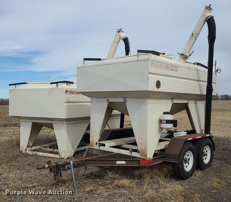 image for item LH9833 Friesen 107R220  tender box