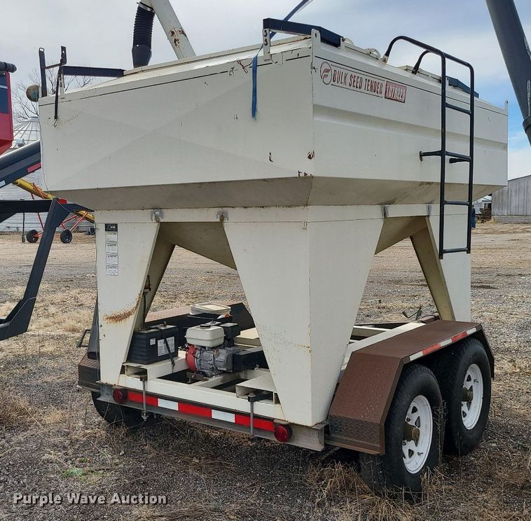 image for item LH9833 Friesen 107R220  tender box