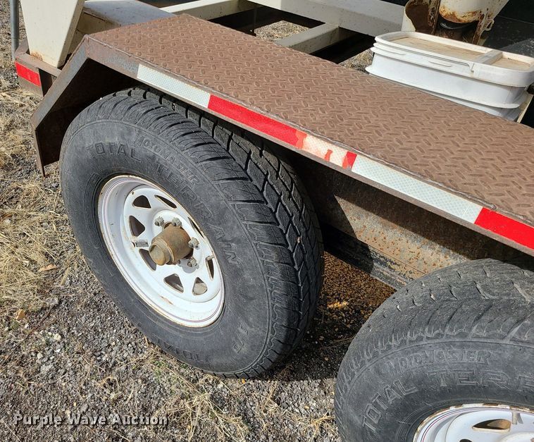 image for item LH9833 Friesen 107R220  tender box