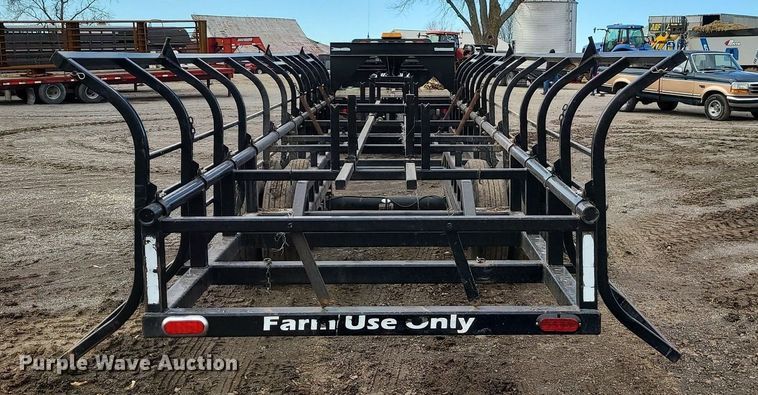 image for item LH9838 Industrias America 16x4  hay bale trailer