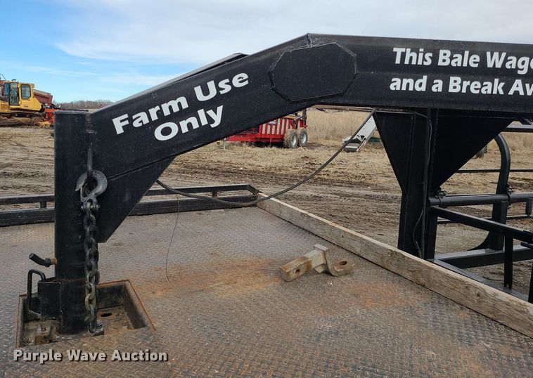 image for item LH9838 Industrias America 16x4  hay bale trailer