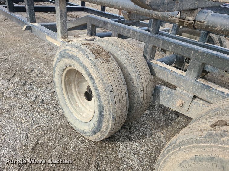 image for item LH9838 Industrias America 16x4  hay bale trailer